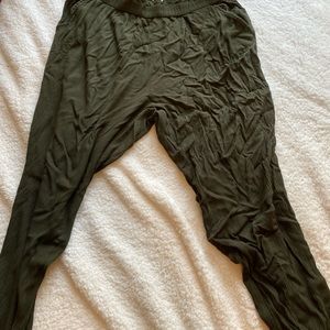 American Eagle green paper bag pants